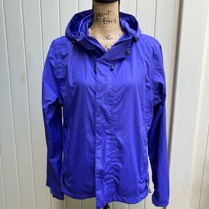 Purple packable windbreaker women  travel vacation weather lightweight gorpcore